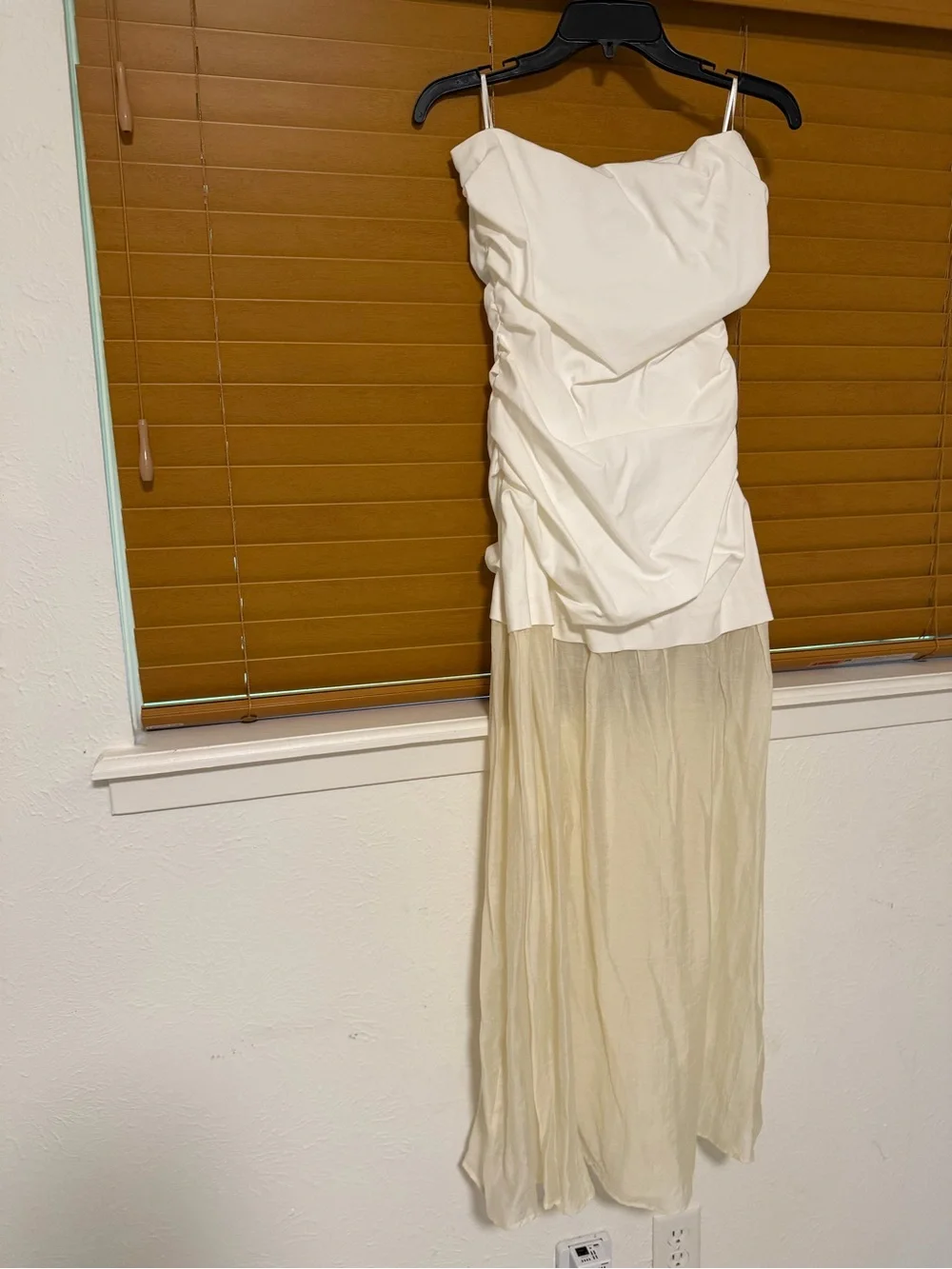 Zara Strapless White and Cream Midi Dress New with Tags - Picture 3 of 8